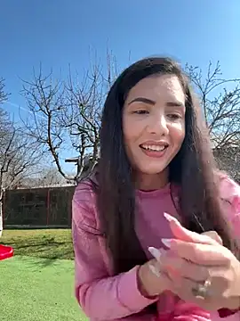 Snapshot of Emmapmg chatting on March 10, 2025, 10:15 am Emmapmg online show from March 10, 2025, 10:15 am