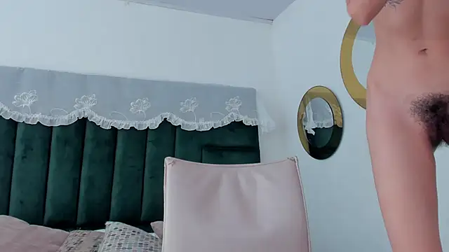 Snapshot of BonnieCute_ chatting on January 19, 2025, 2:38 pm BonnieCute online show from January 19, 2025, 2:38 pm