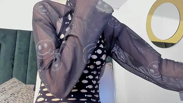 Snapshot of BonnieCute_ chatting on February 6, 2025, 11:32 am BonnieCute online show from February 6, 2025, 11:32 am