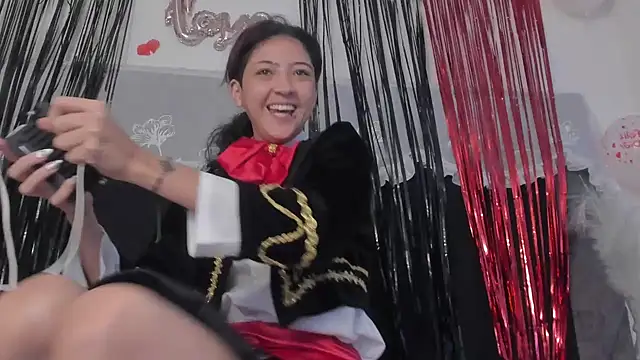 Snapshot of BonnieCute_ chatting on February 14, 2025, 11:53 am BonnieCute online show from February 14, 2025, 11:53 am