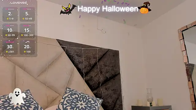 Snapshot of BonnieCute_ chatting on October 31, 2025, 11:39 pm BonnieCute online show from October 31, 2025, 11:39 pm