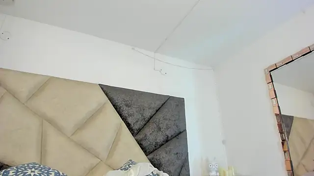 Snapshot of BonnieCute_ chatting on June 10, 2026, 11:57 pm BonnieCute online show from June 10, 2026, 11:57 pm