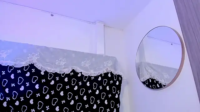 Snapshot of BonnieCute_ chatting on June 14, 2026, 12:41 am BonnieCute online show from June 14, 2026, 12:41 am