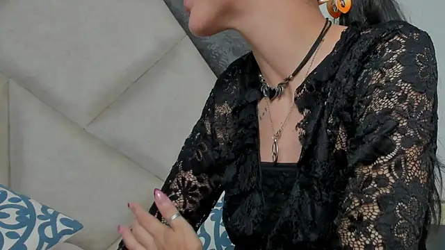 Snapshot of BonnieCute_ chatting on June 18, 2026, 12:00 am BonnieCute online show from June 18, 2026, 12:00 am