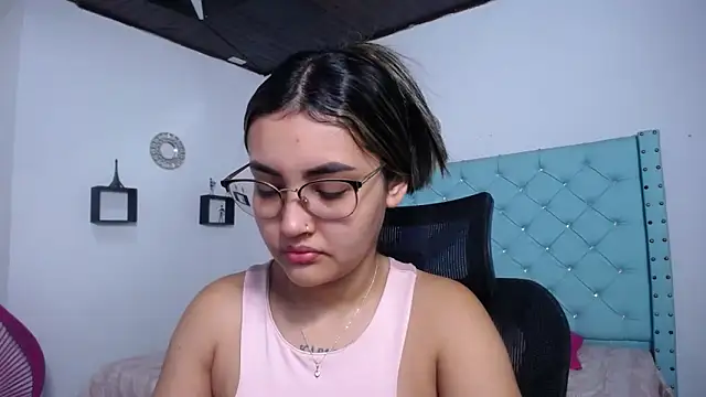 antonella sweetlittle online show from April 23, 2026, 12:04 pm