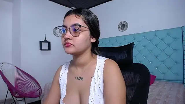 antonella sweetlittle online show from April 28, 2026, 12:10 pm