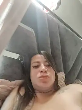 Snapshot of Alona_Evans chatting on June 8, 2026, 4:07 pm Alona Evans online show from June 8, 2026, 4:07 pm