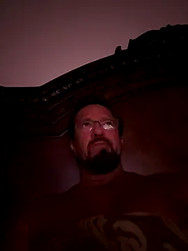 sluttydylan online show from September 10, 2025, 5:51 am