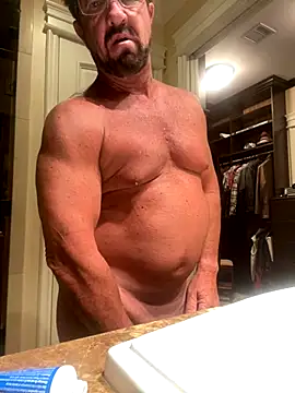 sluttydylan online show from October 1, 2025, 7:03 am