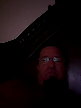 sluttydylan online show from November 15, 2025, 8:00 am