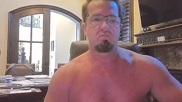 sluttydylan online show from April 29, 2026, 5:41 pm