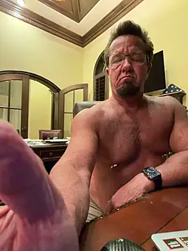 Snapshot of sluttydylan chatting on June 7, 2026, 4:27 am sluttydylan online show from June 7, 2026, 4:27 am