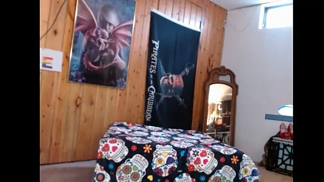 JamieBottoms online show from September 19, 2025, 1:01 pm