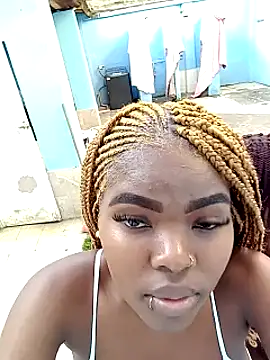 Snapshot of AdelynYasmin chatting on January 22, 2025, 9:54 pm AdelynYasmin online show from January 22, 2025, 9:54 pm