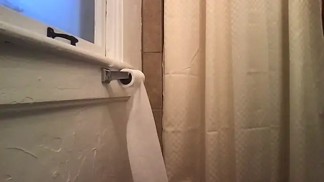 Snapshot of loveofbea chatting on September 11, 2025, 12:44 am loveofbea online show from September 11, 2025, 12:44 am