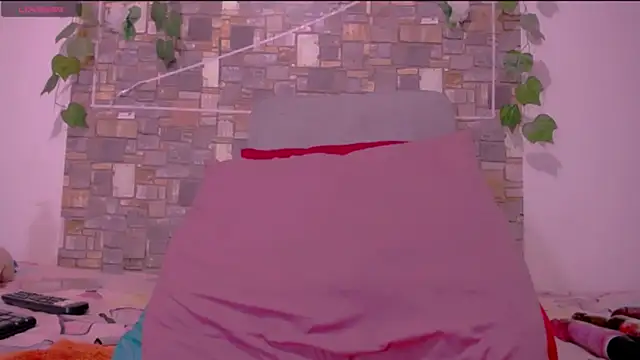 CrazyRousex online show from March 9, 2026, 2:10 pm