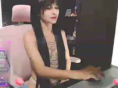 Snapshot of tifany19_ chatting on April 13, 2026, 1:11 am tifany19 online show from April 13, 2026, 1:11 am