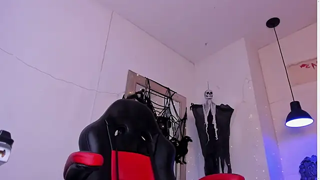 Snapshot of angel_hardy_dl chatting on October 8, 2025, 10:13 am angel hardy dl online show from October 8, 2025, 10:13 am