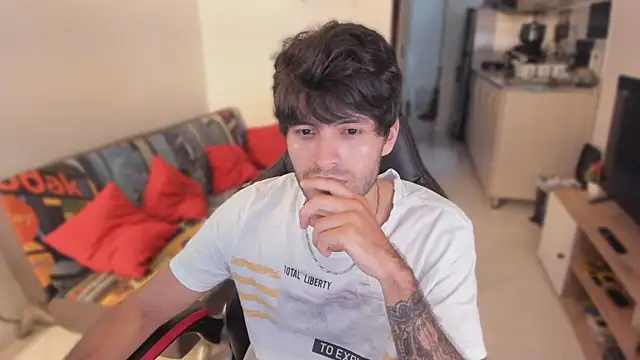 Snapshot of justin_stark7 chatting on September 26, 2025, 9:08 pm justin stark7 online show from September 26, 2025, 9:08 pm