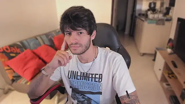 Snapshot of justin_stark7 chatting on October 25, 2025, 11:10 pm justin stark7 online show from October 25, 2025, 11:10 pm