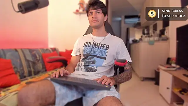 Snapshot of justin_stark7 chatting on November 28, 2025, 9:39 pm justin stark7 online show from November 28, 2025, 9:39 pm