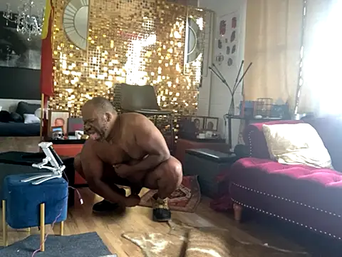 bigshh8 online show from November 14, 2025, 8:18 pm