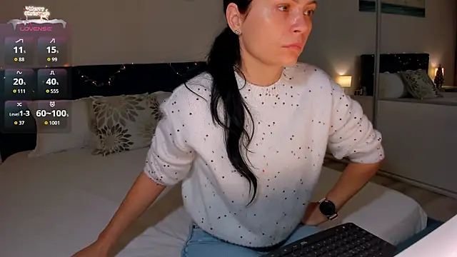 devilish angel online show from December 23, 2025, 5:38 am