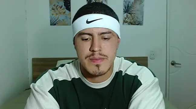 Snapshot of Baltazar_Dupont chatting on February 10, 2025, 2:19 am Baltazar Dupont online show from February 10, 2025, 2:19 am