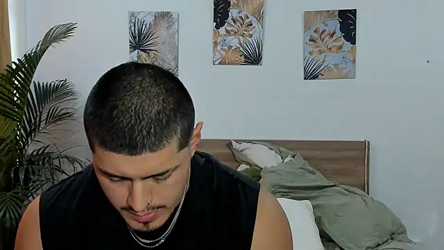 Snapshot of Baltazar_Dupont chatting on March 21, 2025, 2:18 pm Baltazar Dupont online show from March 21, 2025, 2:18 pm