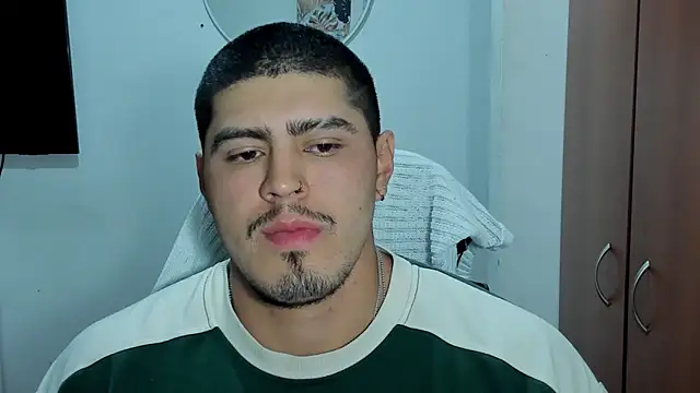 Snapshot of Baltazar_Dupont chatting on October 21, 2025, 2:12 am Baltazar Dupont online show from October 21, 2025, 2:12 am