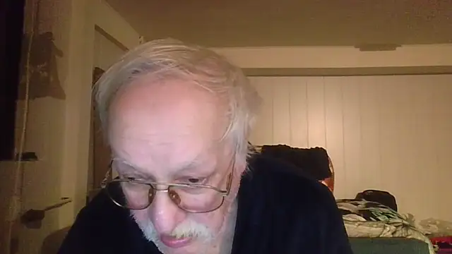 Snapshot of Sammy1660 chatting on December 16, 2024, 10:45 pm Sammy1660 online show from December 16, 2024, 10:45 pm