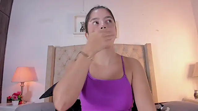 Snapshot of allisson_m chatting on November 5, 2025, 12:05 pm allisson m online show from November 5, 2025, 12:05 pm