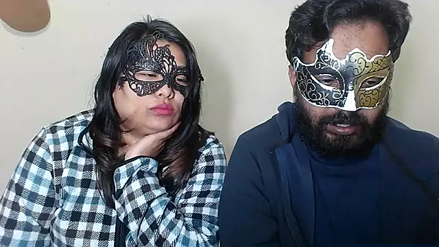 Cutehornycouples online show from December 19, 2025, 5:31 pm