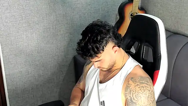 Ricardogo19 online show from October 21, 2025, 9:37 pm