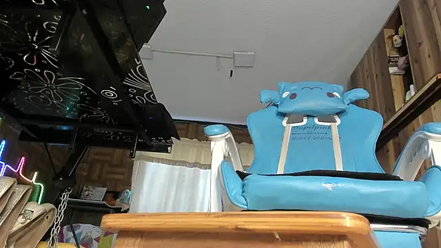 Cristina Vanegas631 online show from February 27, 2026, 8:09 pm