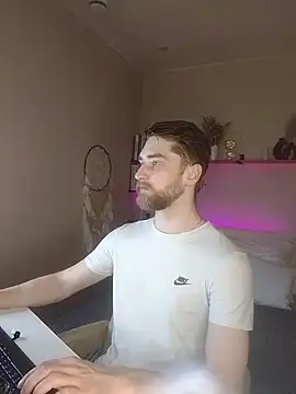 Snapshot of DexterDexx chatting on October 10, 2025, 9:58 pm DexterDexx online show from October 10, 2025, 9:58 pm