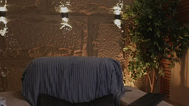 Snapshot of Logan_Varela chatting on October 9, 2025, 10:19 pm Logan Varela online show from October 9, 2025, 10:19 pm