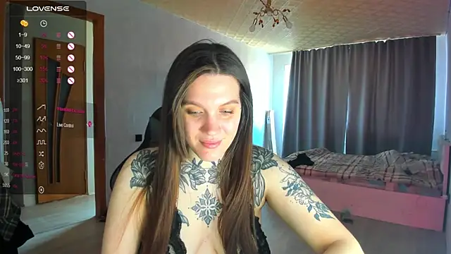 AizaRose online show from March 1, 2026, 6:04 am