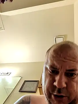 Tyrish361 online show from November 8, 2025, 1:22 pm