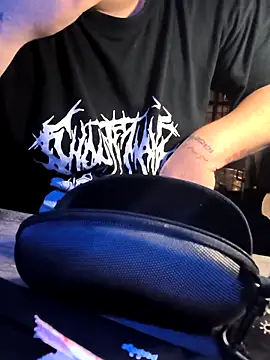 Tyrish361 online show from November 18, 2025, 7:02 am