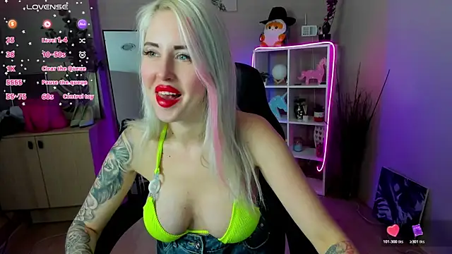 Snapshot of Mermaid_N chatting on April 22, 2026, 1:30 am Mermaid N online show from April 22, 2026, 1:30 am