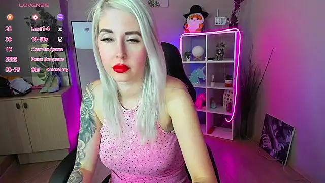 Snapshot of Mermaid_N chatting on May 2, 2026, 1:32 am Mermaid N online show from May 2, 2026, 1:32 am