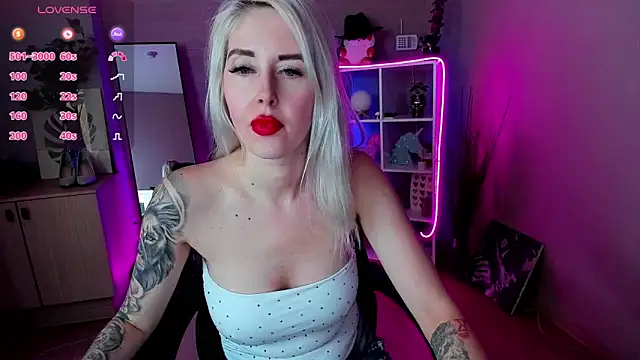 Snapshot of Mermaid_N chatting on May 13, 2026, 1:25 am Mermaid N online show from May 13, 2026, 1:25 am
