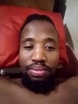 Snapshot of BaseDick chatting on November 18, 2025, 7:40 pm BaseDick online show from November 18, 2025, 7:40 pm