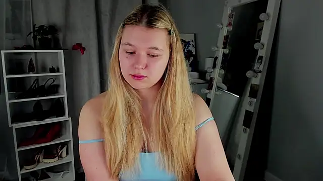 Rebecca Kelly online show from January 13, 2026, 2:50 am