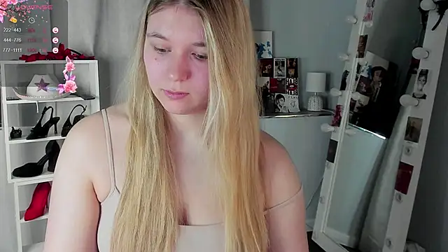 Rebecca Kelly online show from March 11, 2026, 2:28 am