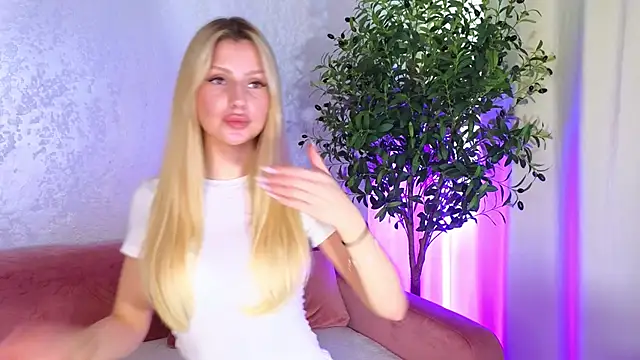 Snapshot of Grace_Gordon chatting on February 7, 2025, 8:33 am Grace Gordon online show from February 7, 2025, 8:33 am