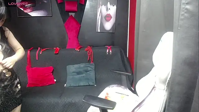 Snapshot of sailor_moon07 chatting on January 28, 2025, 11:07 pm sailor moon07 online show from January 28, 2025, 11:07 pm