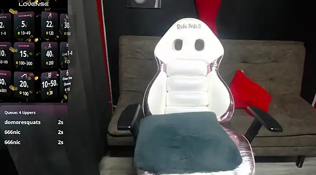 Snapshot of sailor_moon07 chatting on February 14, 2025, 8:52 am sailor moon07 online show from February 14, 2025, 8:52 am