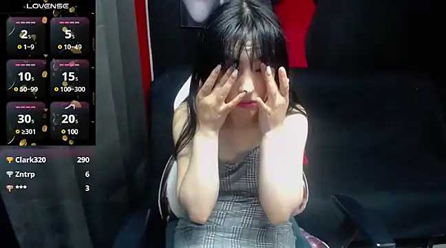 Snapshot of sailor_moon07 chatting on February 15, 2025, 10:52 pm sailor moon07 online show from February 15, 2025, 10:52 pm